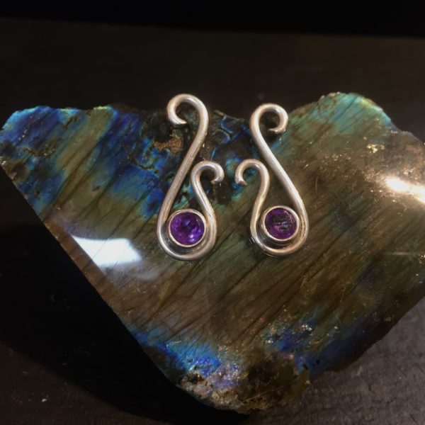 Amethyst-faceted-stud-earrings-sandrakernsjewellery