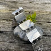 azurite-malachite-bracelet-textured-hammered-silver-side-sandrakernsjewellery azurite-malachite-bracelet-textured-hammered-silver-side-sandrakernsjewellery