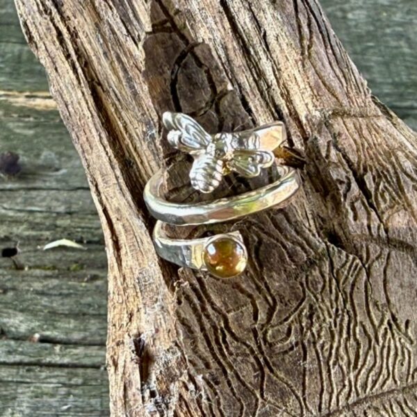 bee-ring-silver-citrine-twist-sandrakernsjewellery
