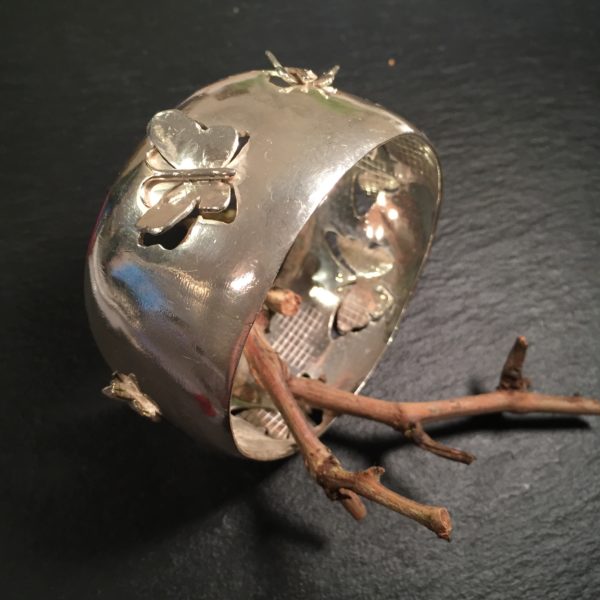 butterfly-cutout-bangle-main-1-sandrakernsjewellery