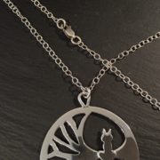 cattreependantclaspsandrakernsjewellery