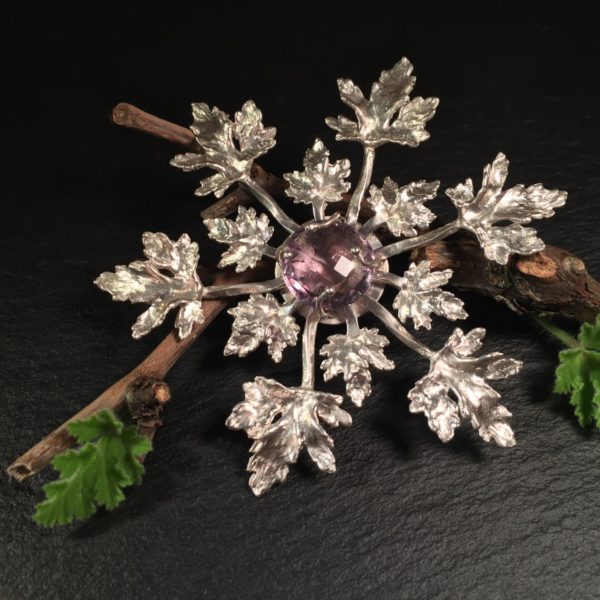 feverfew-amethyst-brooch-faceted-front-1-sandrakernsjewellery