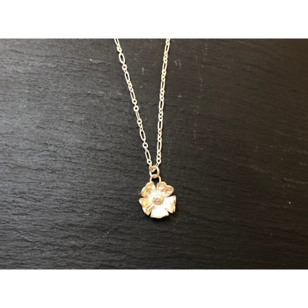 flower-pendant-figaro-silver-front-2-sandrakernsjewellery