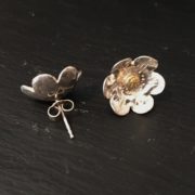 flowergoldearringssandrakernsjewellery