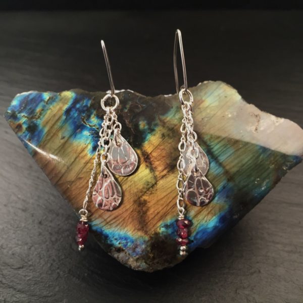 garnet-pear-earring-sandrakernsjewellery