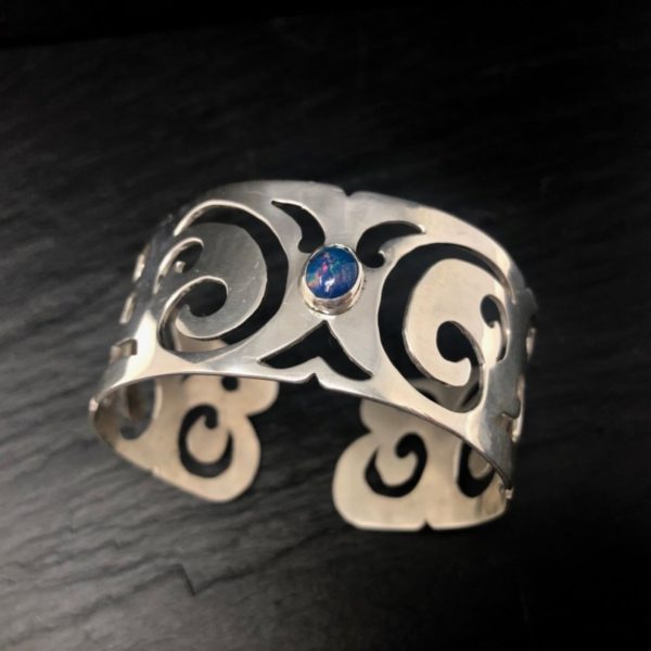 hand-cut-opal-bangle-sterling-silver-side-sandrakernsjewellery