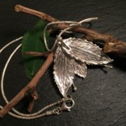 italianleaf-triple-chain-back-2-sandrakernsjewellery