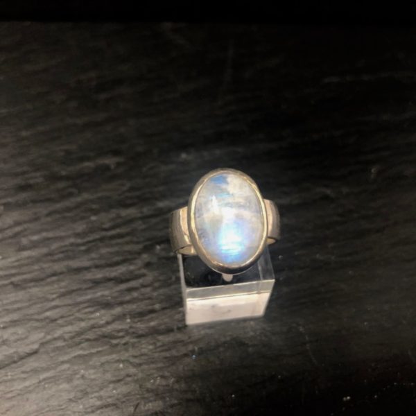 moonstone-ring-hammered-shank-sterling-silver-sandrakernsjewellery