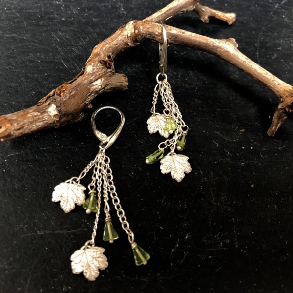 ribes-baby-earrings-drop-peridot-sandrakernsjewellery ribes-baby-earrings-drop-peridot-sandrakernsjewellery