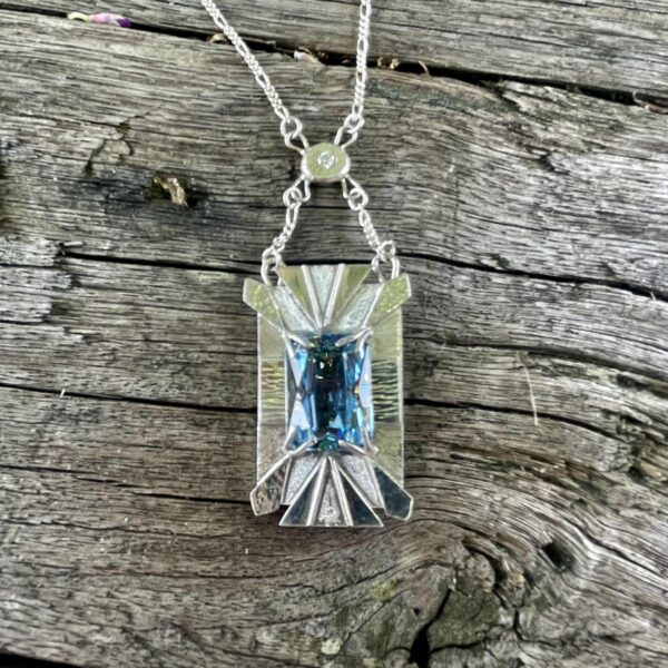 sky blue-topaz-art deco-pendant-silver-front-sandrakernsjewellery sky blue-topaz-art deco-pendant-silver-front-sandrakernsjewellery