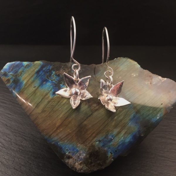 starflower-earring-3-sandrakernsjewellery