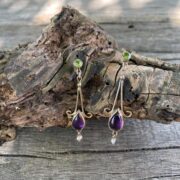 suffragette-earrings-gold-amethyst-peridot-pearl-side-sandrakernsjewellery suffragette-earrings-gold-amethyst-peridot-pearl-side-sandrakernsjewellery