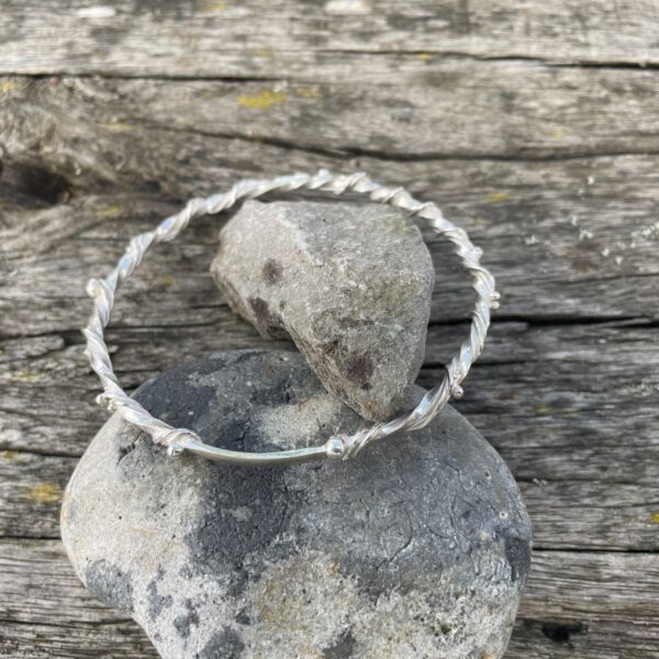 twisted-silver-bangle-bobbles-sandrakernsjewellery