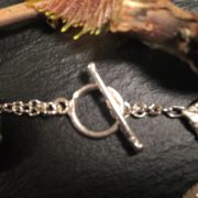 vineleaf-small-bracelet-garnet-clasp-3-sandrakernsjewellery vineleaf-small-bracelet-garnet-clasp-3-sandrakernsjewellery