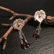 vineleaf-small-drop-earring-garnet-2-sandrakernsjewellery